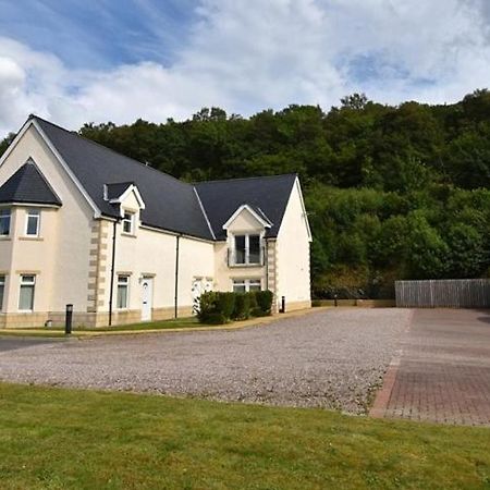 Conaglen, Glenloch View, Fort William 2-Bedroom Loch Side Flat Dış mekan fotoğraf